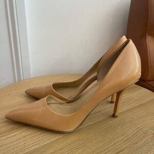 MICHAEL KORS. Tan Pump SZ 8